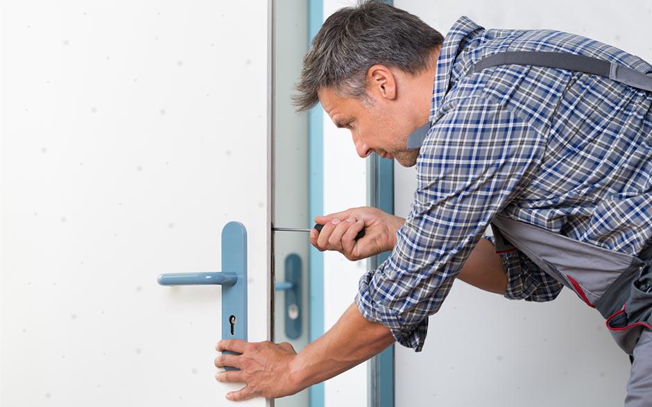 changer une serrure porte d'entrée Plaisir
